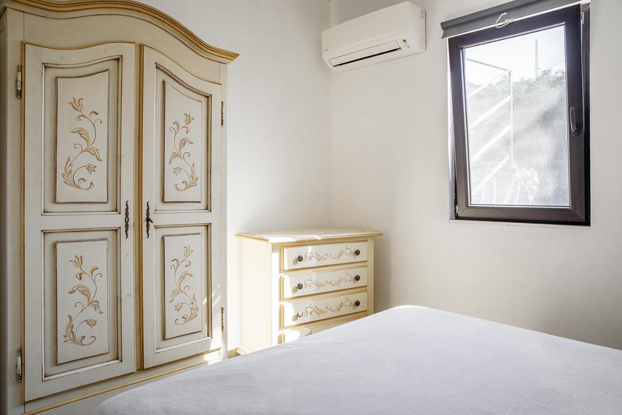 Apartment Ognina Dependances With Pool By Wonderful Italy